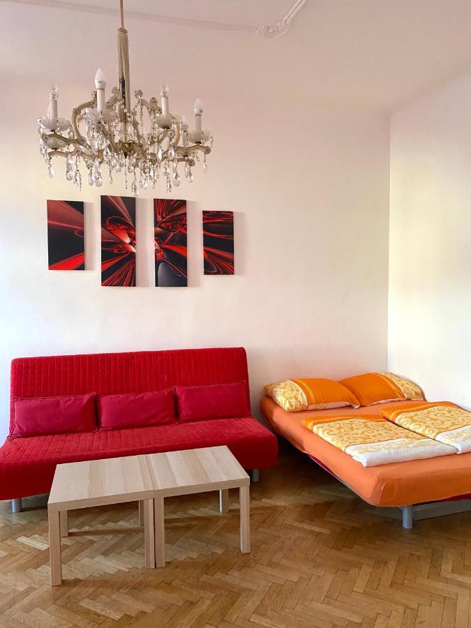 Apartment Opera Wina Bagian luar foto